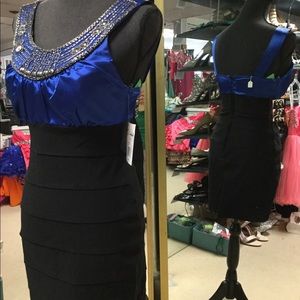 Short size 5 party dress NWT